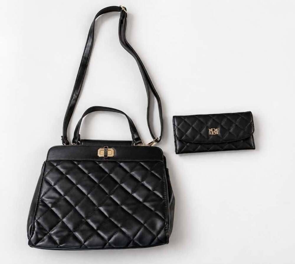 Badgley Mischka Black Quilted Bag Excellent Condition